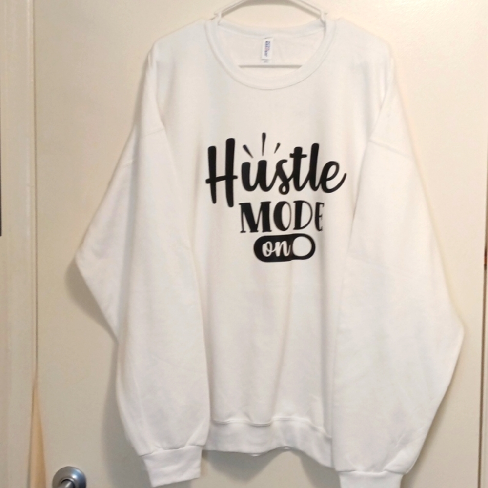 Jerzees 2XL White graphic sweat shirt